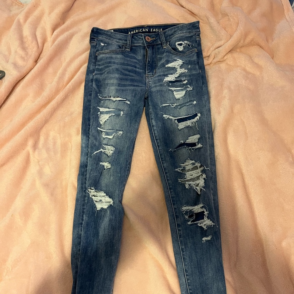 High rise jegging American eagle jeans. Size 6